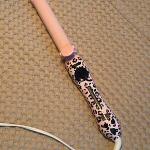 The Beachwaver Co. Pink Leopard Curling Iron